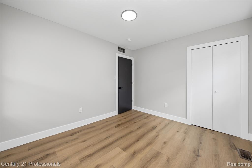 45466 Fairchild Road, Macomb, MI 48042 — Photo 32
