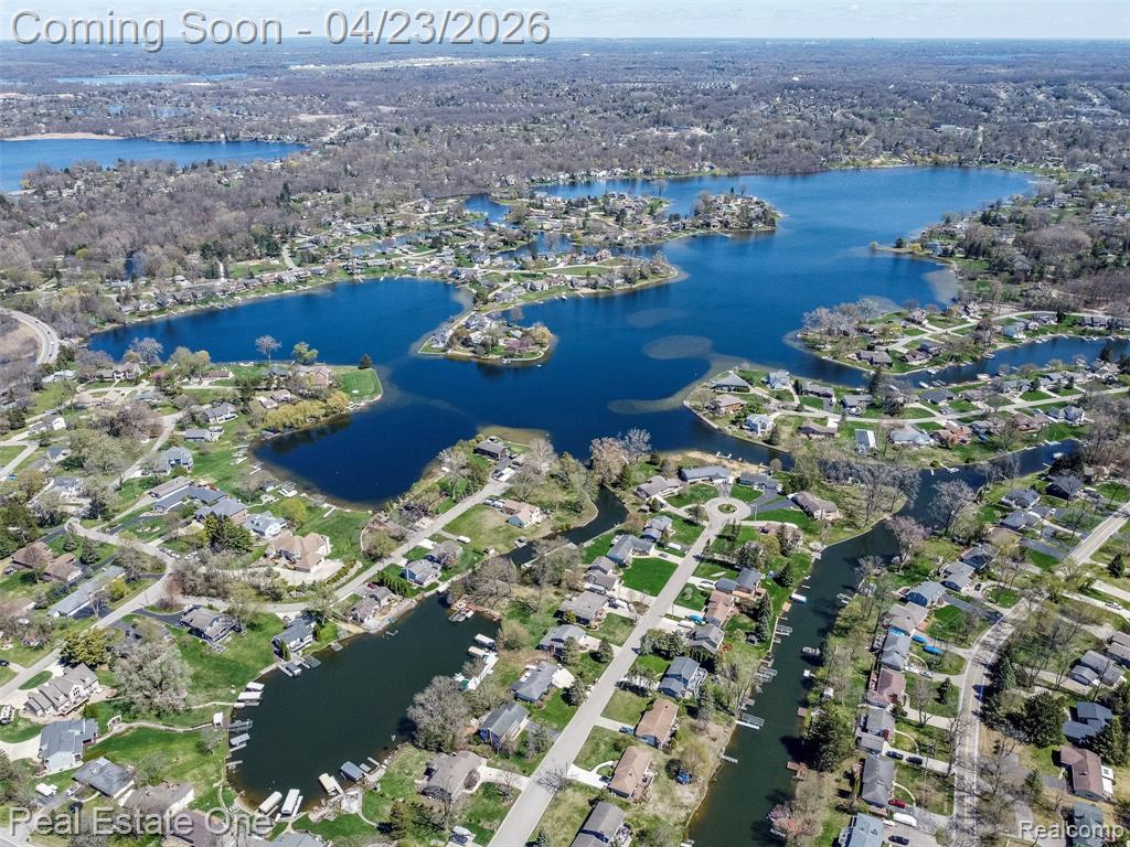 10420 Cedar Point Drive, White Lake, MI — Photo 6