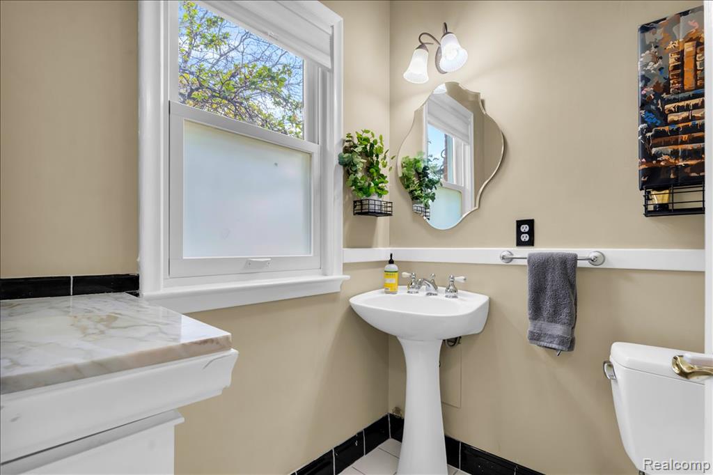 4161 Seminole Drive, Royal Oak, MI 48073 — Photo 26