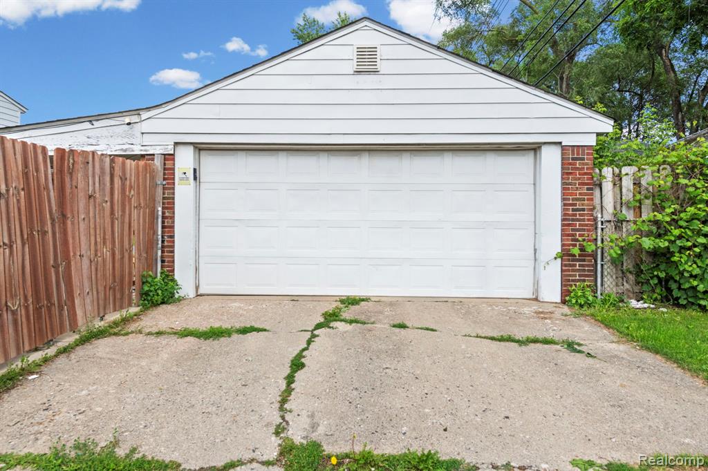 7208 Jackson Avenue, Warren, MI 48091 — Photo 33