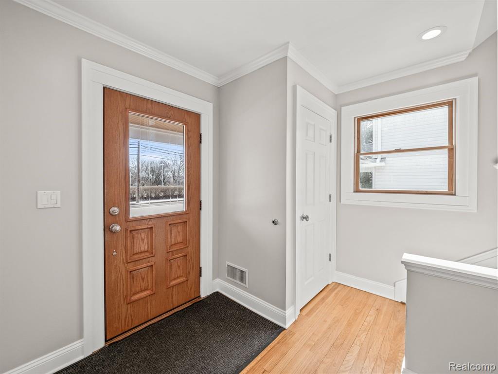 411 WILCOX Street, Rochester, MI 48307 — Photo 3