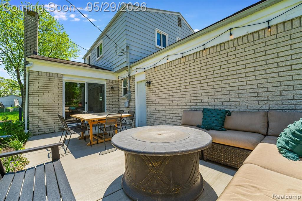 8941 Bristol Court, Ypsilanti, MI 48198 — Photo 29