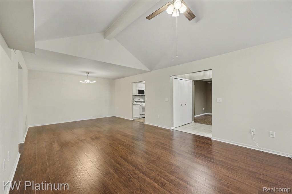 48459 Hudson Bay Court, Utica, MI 48315 — Photo 7