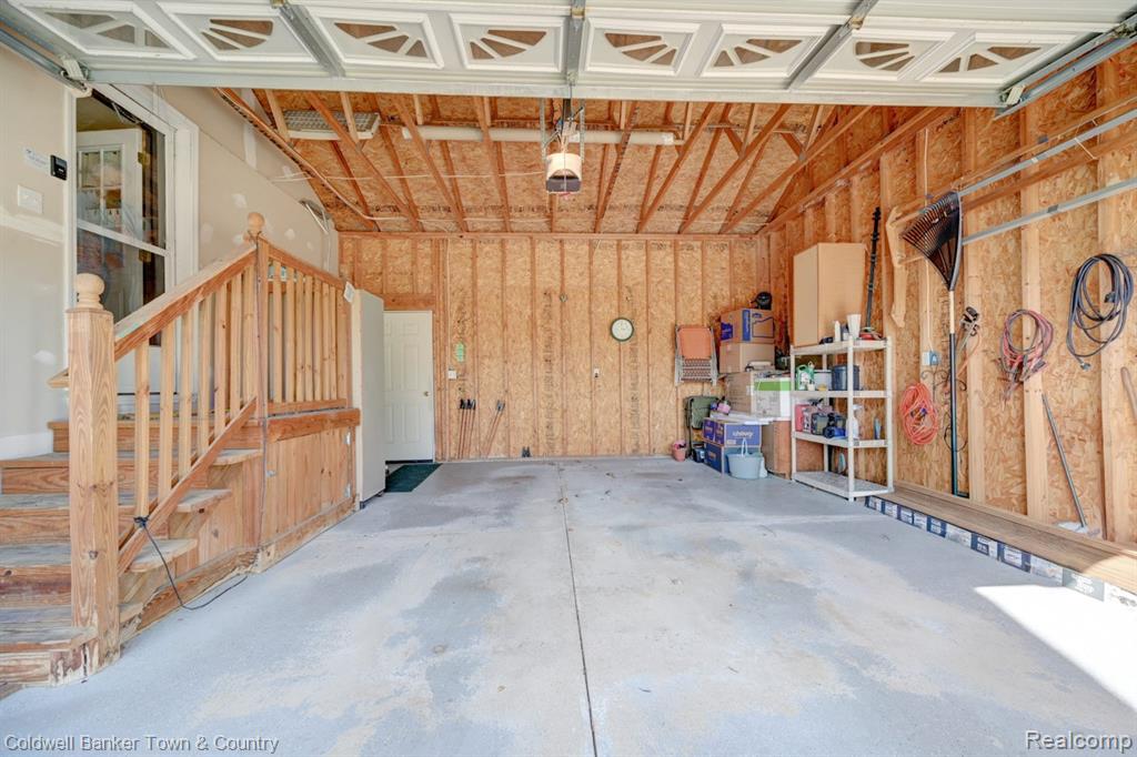 11108 Wood Run Circle, South Lyon, MI 48178 — Photo 37