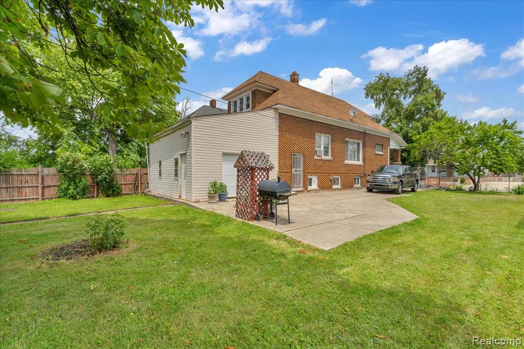 5215 Larkins Street, Detroit, MI 48210 — Photo 5