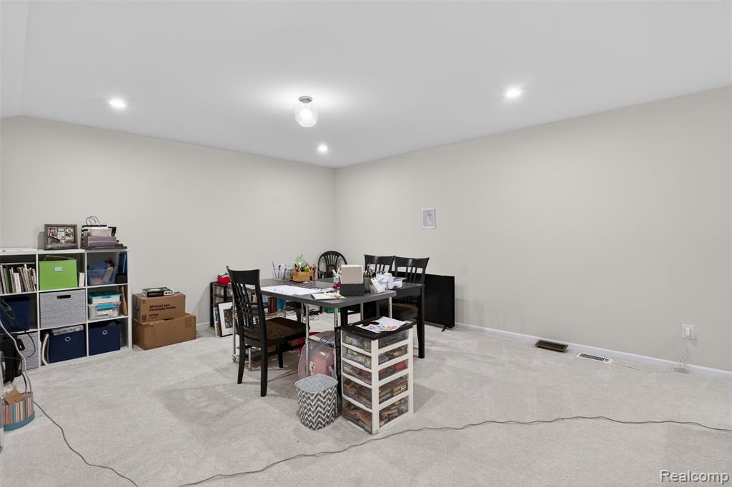 48827 Windfall Road, Novi, MI — Photo 36