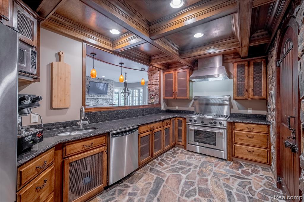 6279 CANTER CREEK Court, Grand Blanc, MI 48439 — Photo 53