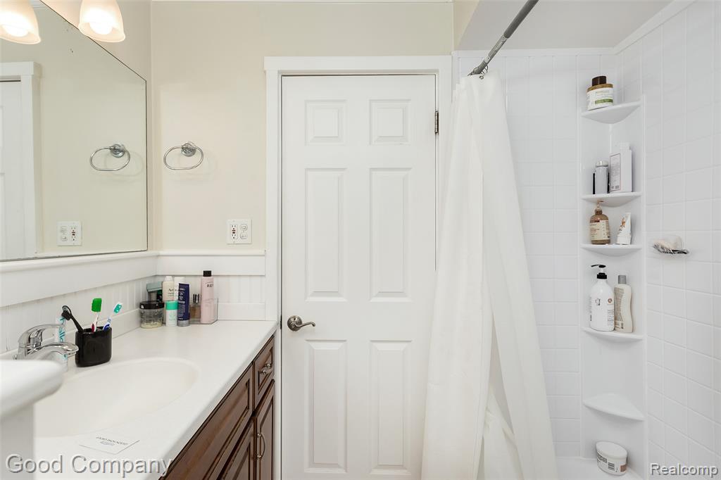 413 N Eton Street, Birmingham, MI 48009 — Photo 17
