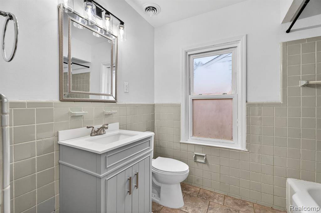 428 Girard Avenue, Royal Oak, MI 48073 — Photo 25