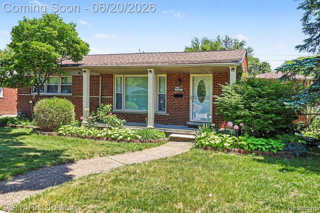 8260 Arnold Street, Dearborn Heights, MI 48127 — Photo 3
