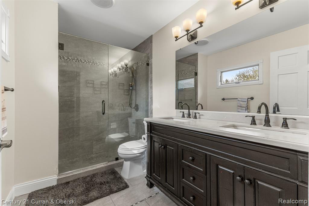 19000 Superior Street, Southgate, MI 48195 — Photo 15