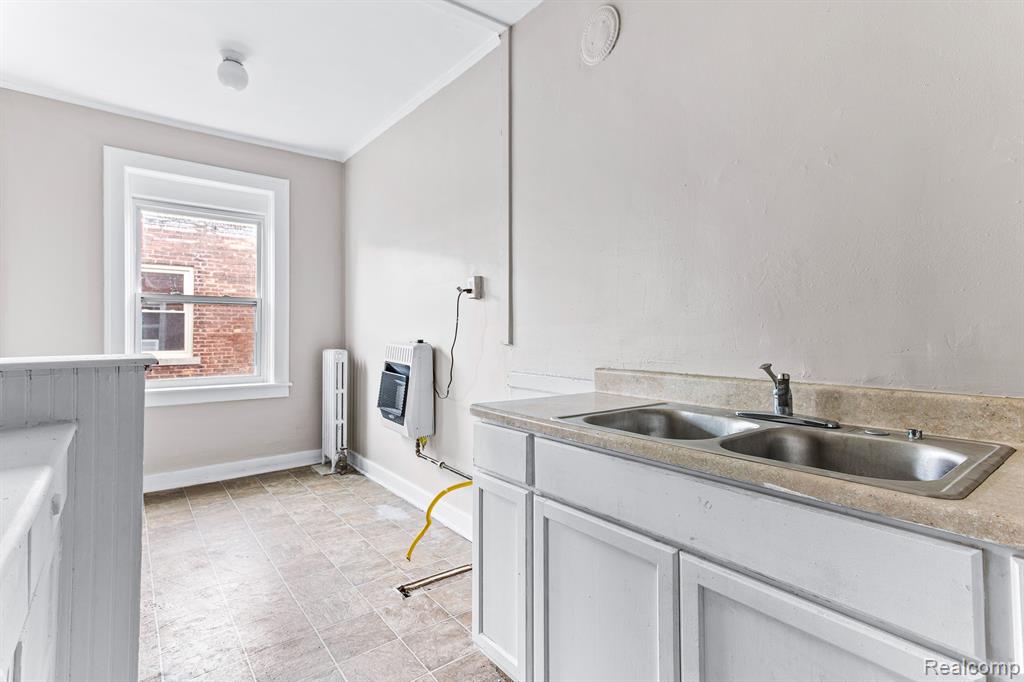 3550 Montclair Street, Detroit, MI 48214 — Photo 41
