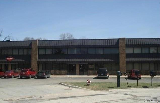 3769 COMMERCE Court, Wayne, MI, 48184