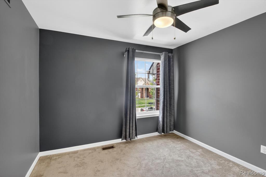 49271 Laguna Drive, Van Buren, MI 48111 — Photo 42