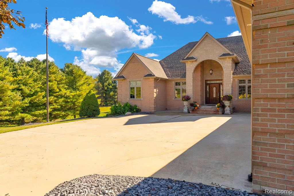 7260 34 Mile Road, Bruce, MI 48065 — Photo 4