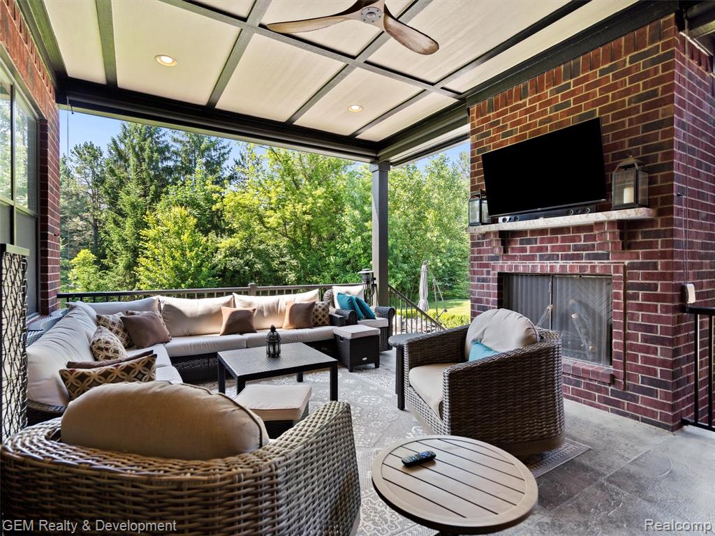 47545 Casa Loma Court, Northville, MI 48167 — Photo 61