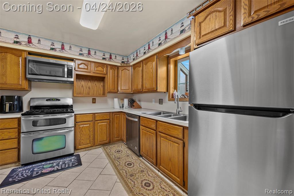 32204 Truman Road, Rockwood, MI — Photo 20