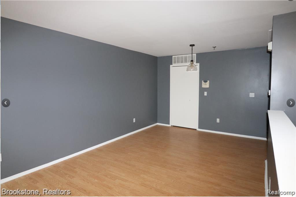 15652 STONE CROSSING Drive, Southfield, MI 48075 — Photo 2