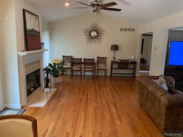 995 STRATFORD Place, Bloomfield Hills, MI 48304 — Photo 4