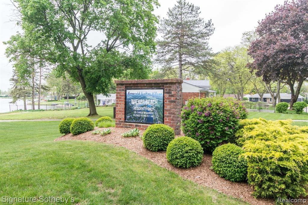 6279 WALKER Court, Troy, MI 48085 — Photo 65