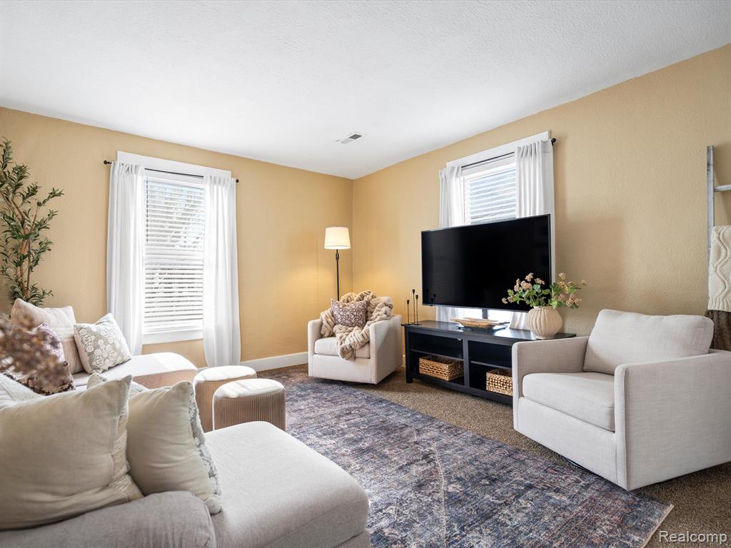 71271 MCVICAR Road, Bruce, MI 48065 — Photo 15