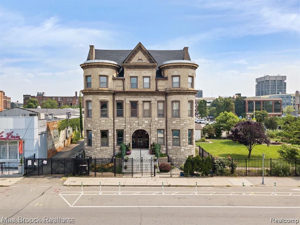 4120 Cass Avenue, Detroit, MI 48201 — Photo 2