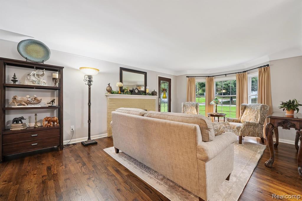 425 Kendry Avenue, Bloomfield Hills, MI 48302 — Photo 8