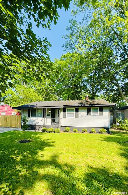 4914 Alpha Way, Flint, MI 48506 — front exterior