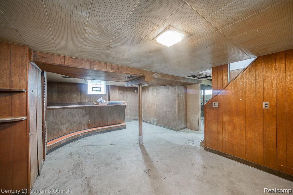9244 Carlin Street, Detroit, MI 48228 — Photo 16