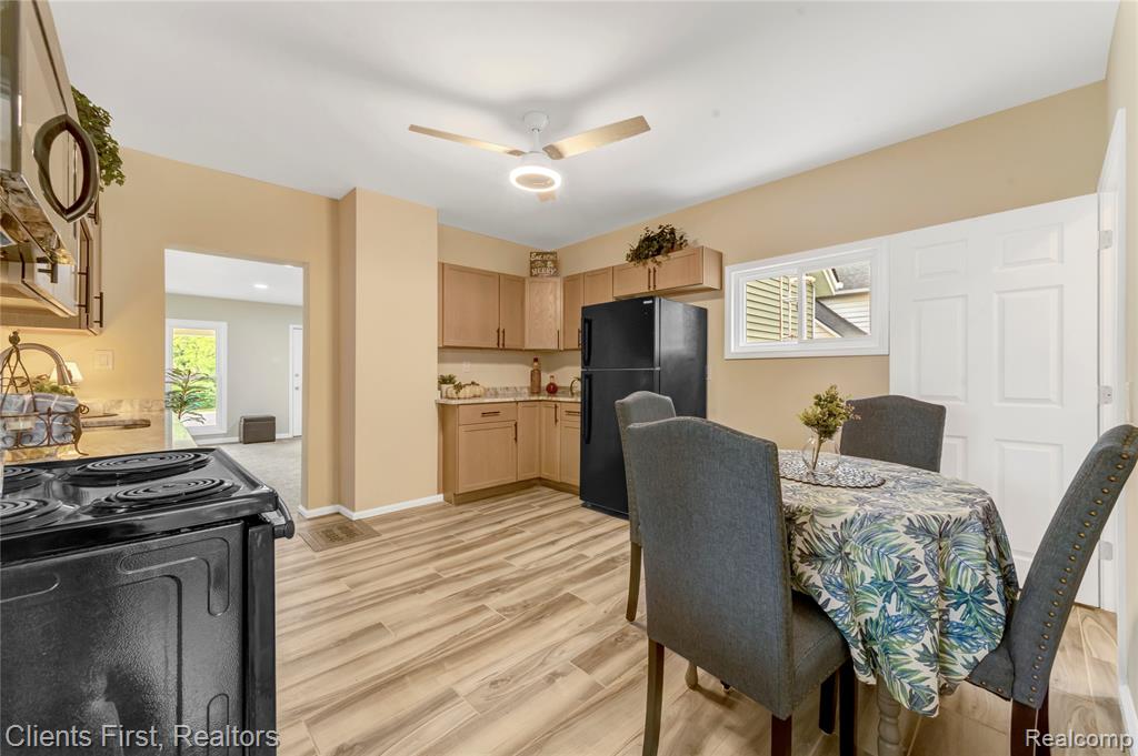 6360 DENTON Road, Belleville, MI 48111 — Photo 12