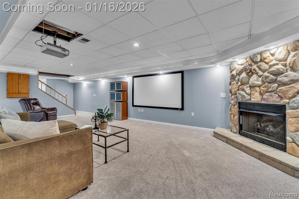 9035 Farmington Road, Livonia, MI 48150 — Photo 42