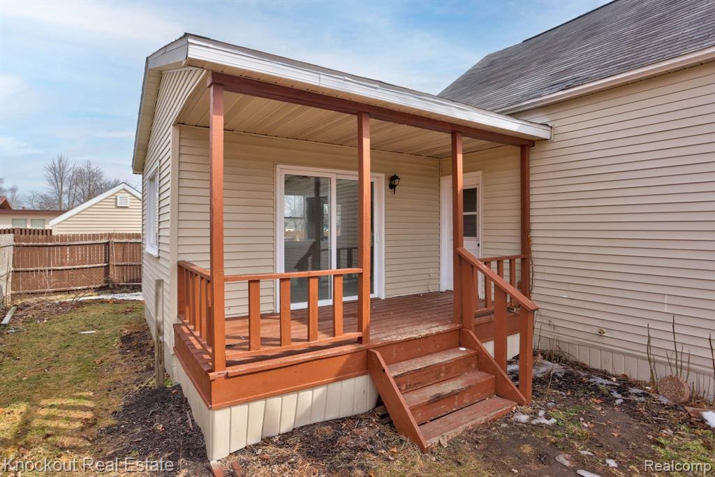 117 S IRVING Street, St. Charles, MI 48655 — Photo 24