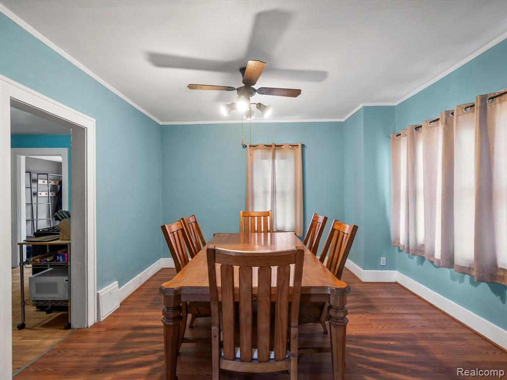 6204 PECK Avenue, Warren, MI 48092 — Photo 6