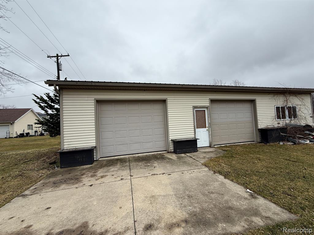 4063 MAIN Street, Brown, MI 48416 — Photo 4