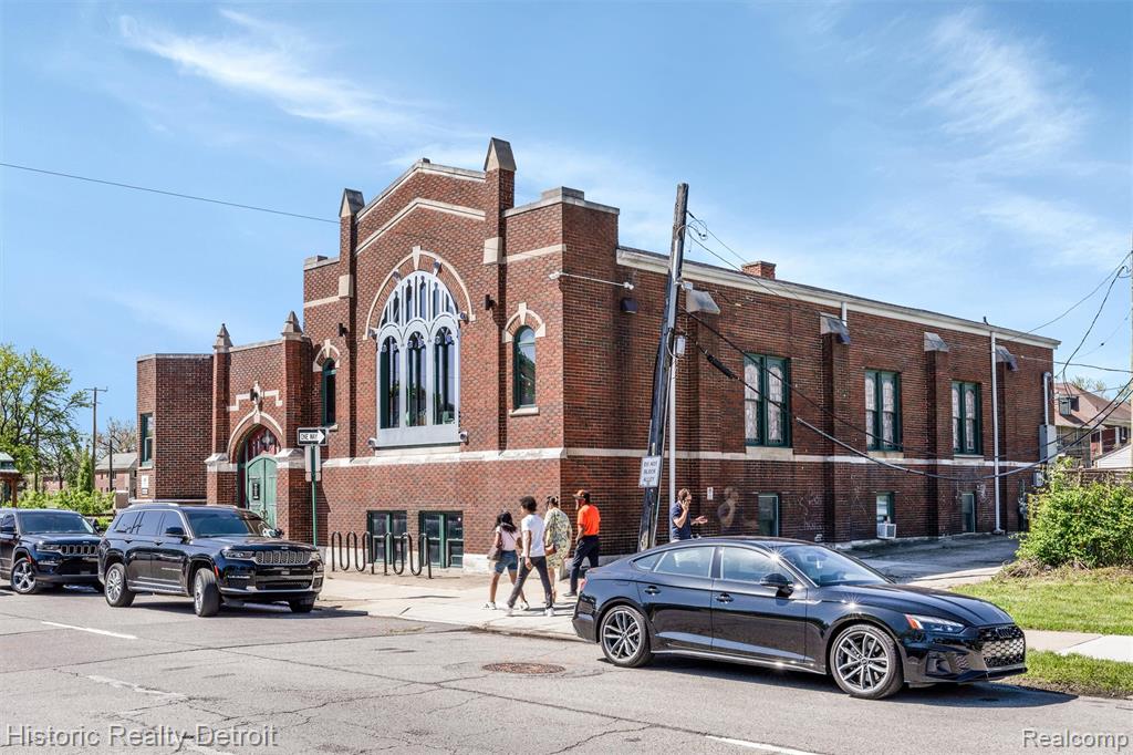 1300 E Lafayette Street, 2211, Detroit, MI 48207 — Photo 38