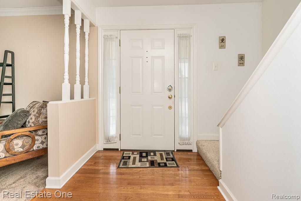 42514 Freeport Drive, Sterling Heights, MI 48313 — Photo 3