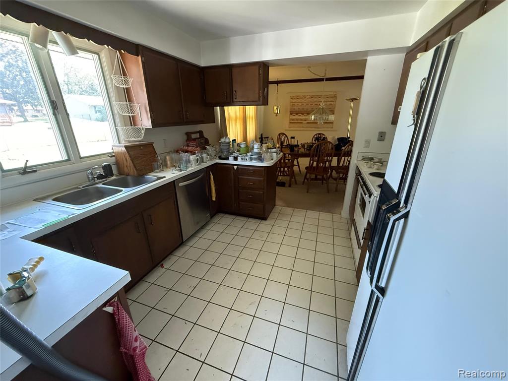 6605 Rothbury Street, Portage, MI 49024 — Photo 7