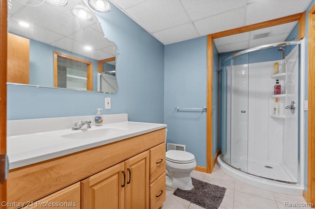 11413 Bancroft Court, Fenton, MI 48430 — Photo 35
