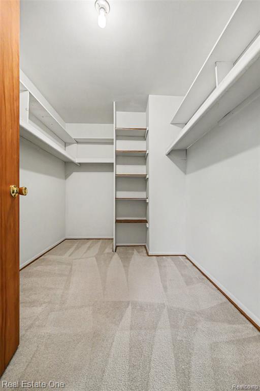 3888 Boulder Drive, Troy, MI 48084 — Photo 19