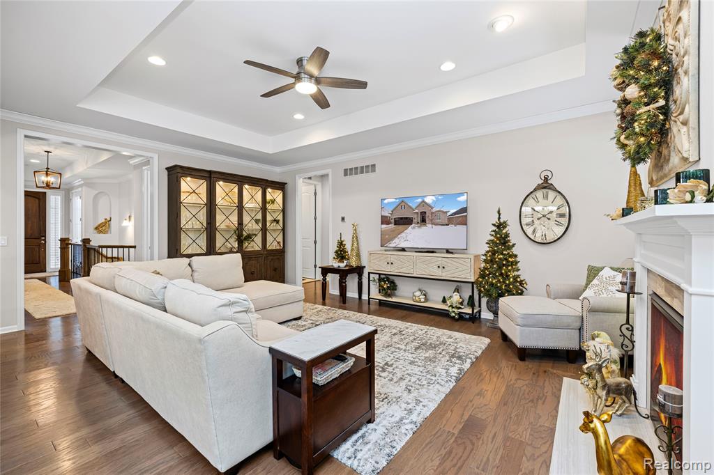 6506 Legacy Woods Trail, West Bloomfield, MI — Photo 9