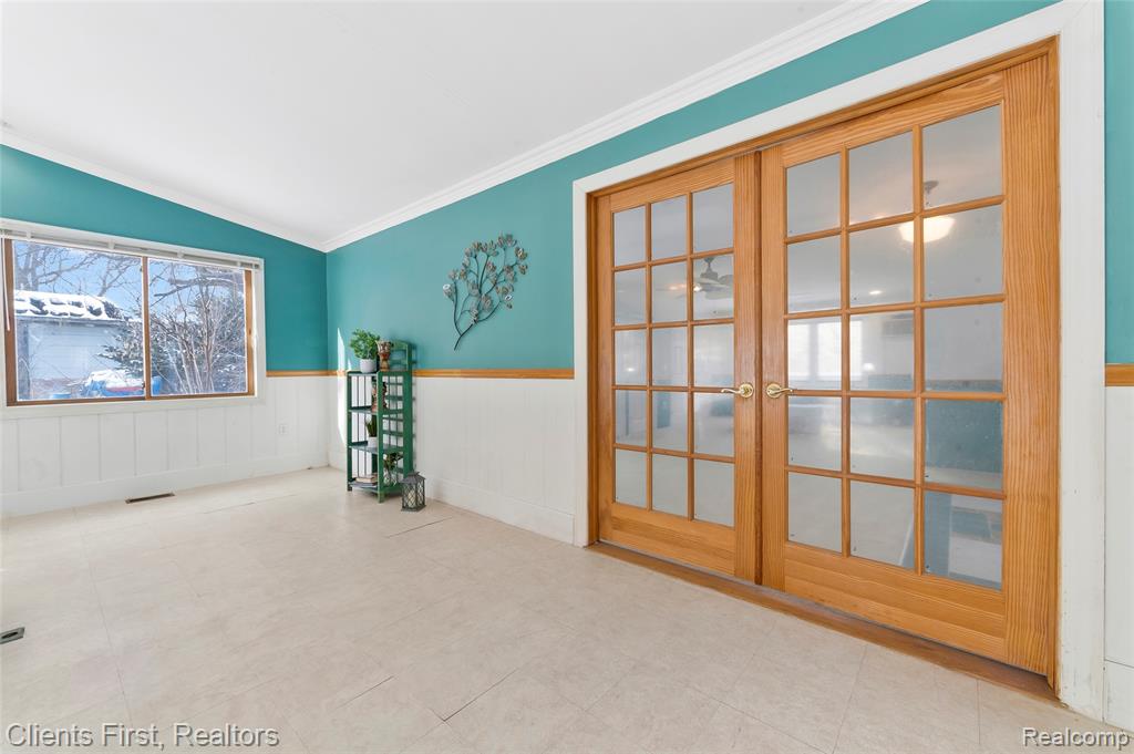 9985 Ford Road, Ypsilanti, MI 48198 — Photo 28