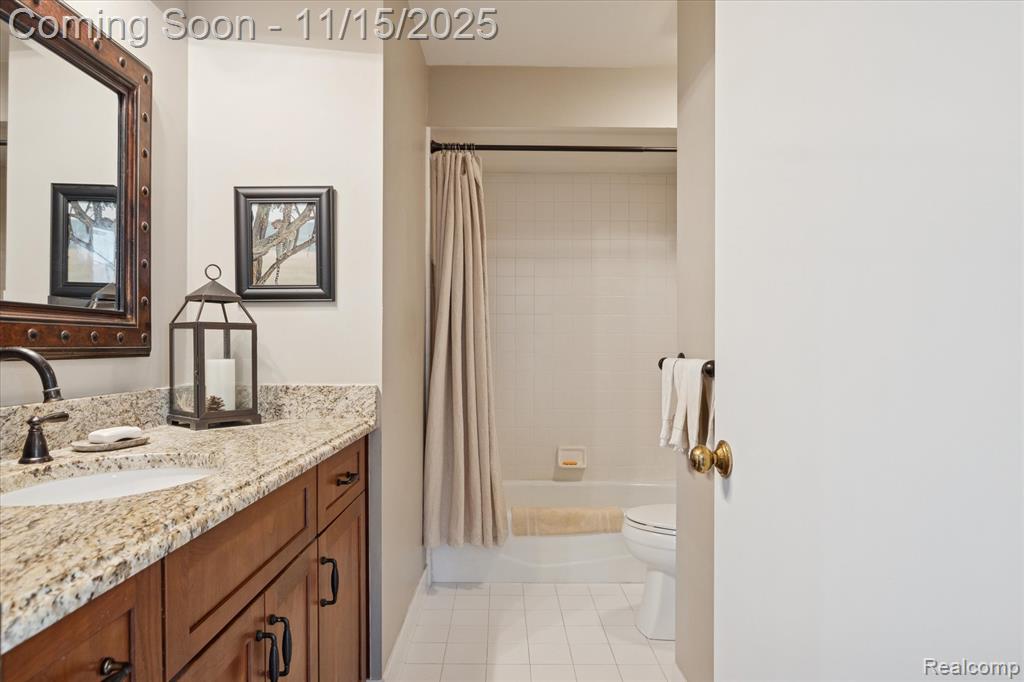 909 Tartan Trail, Bloomfield Hills, MI 48304 — Photo 22