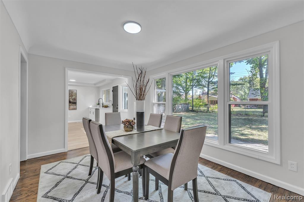 18755 Cambridge Boulevard, Lathrup Village, MI 48076 — Photo 20