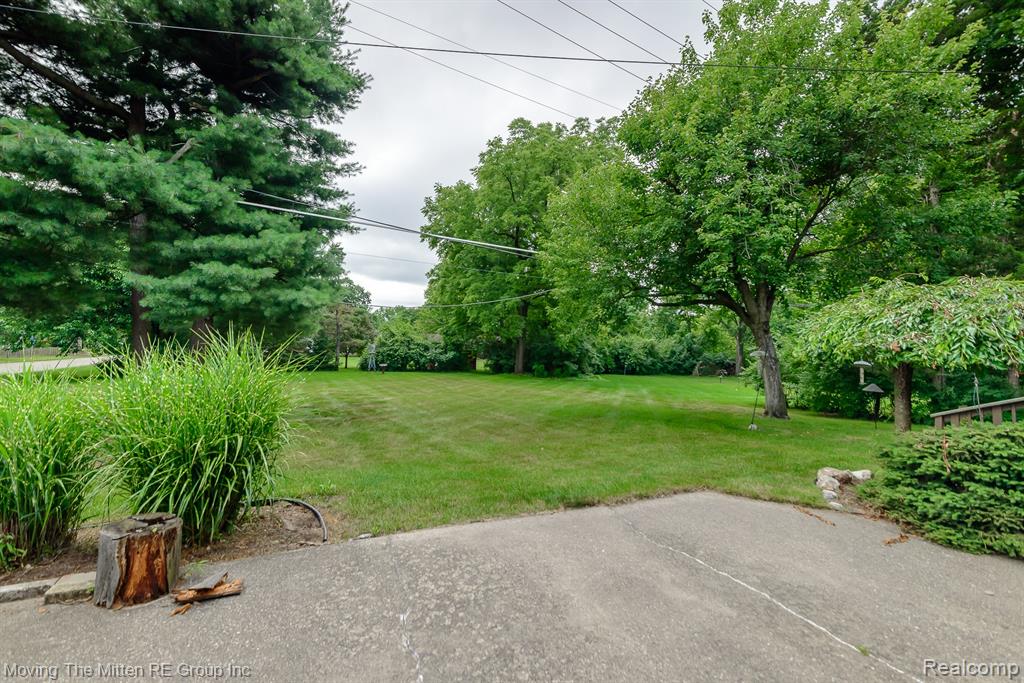 9205 Rocker Avenue, Plymouth, MI 48170 — Photo 35