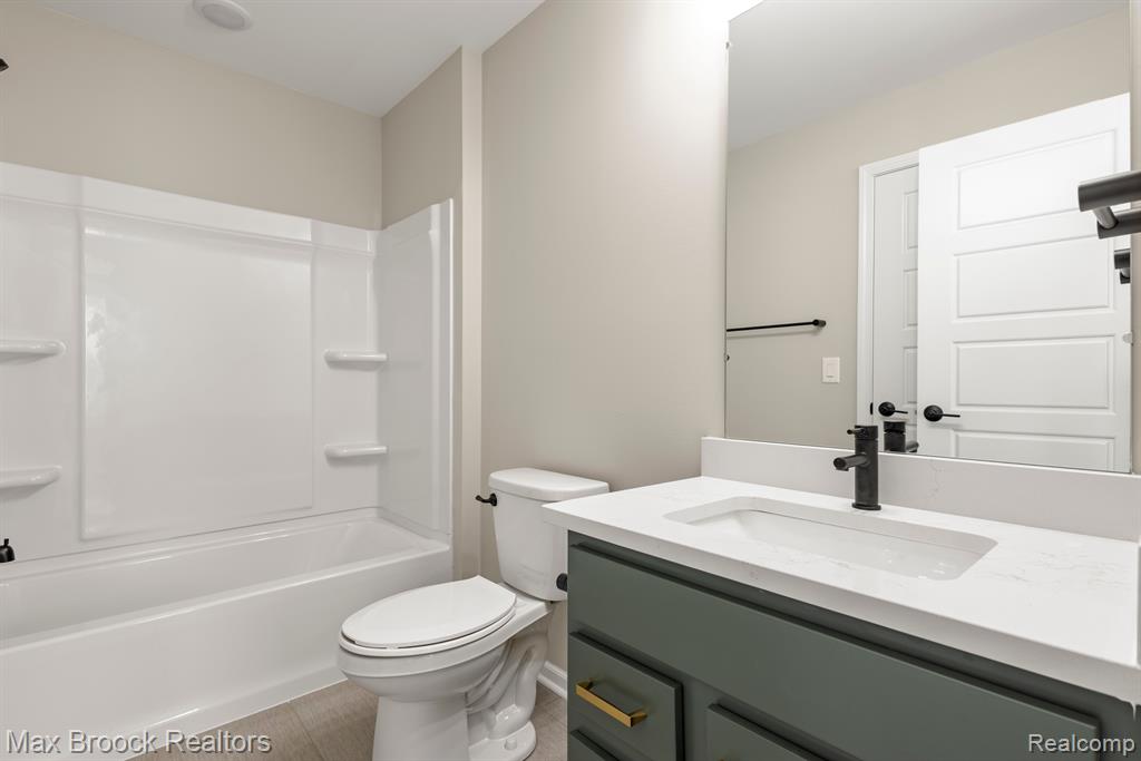43091 Atwood Avenue 48 NE Atwood Avenue NE, 48, Novi, MI — Photo 20
