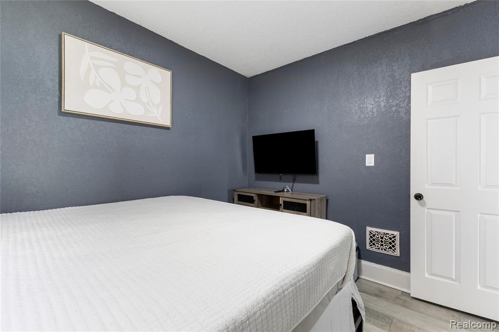 512 Westminster Street, Detroit, MI 48202 — Photo 20