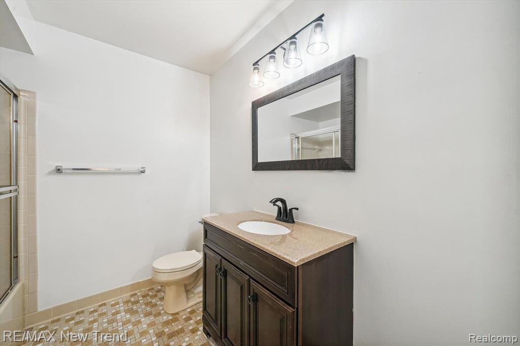 6602 MAPLE LAKES Drive, West Bloomfield, MI — Photo 28