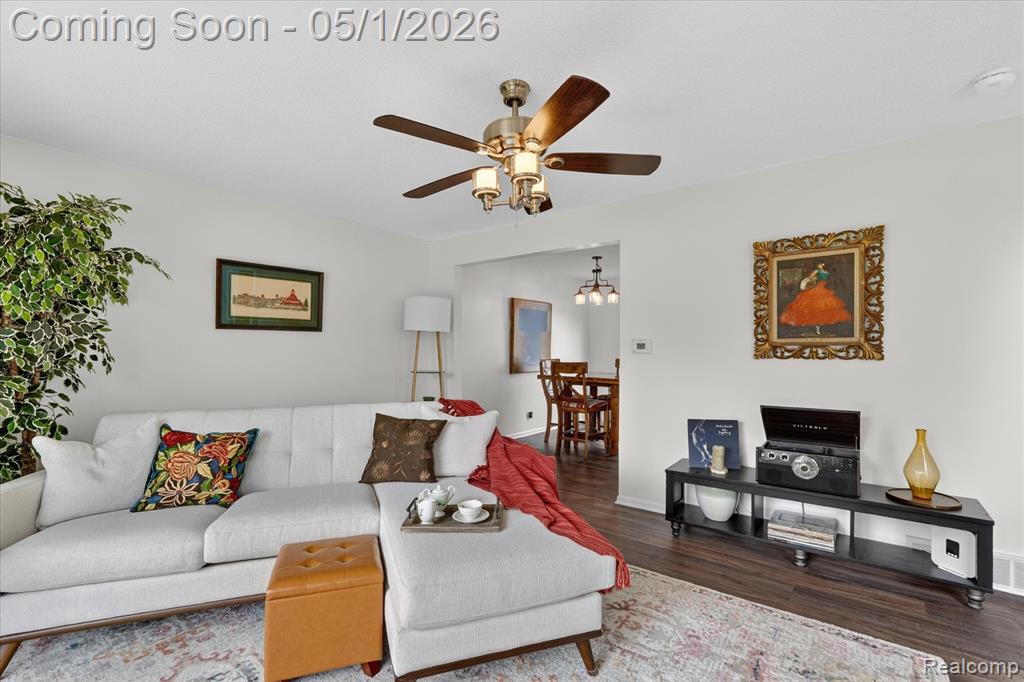 7117 Capri Drive, White Lake, MI 48383 — Photo 7