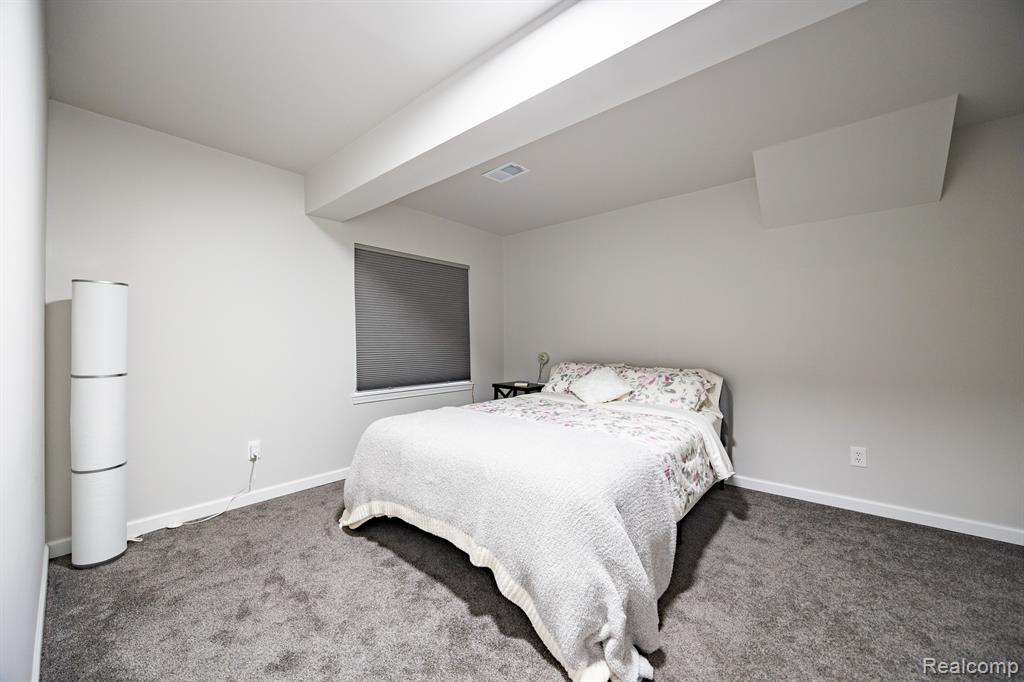 54652 White Spruce Lane, Shelby Twp, MI 48315 — Photo 48