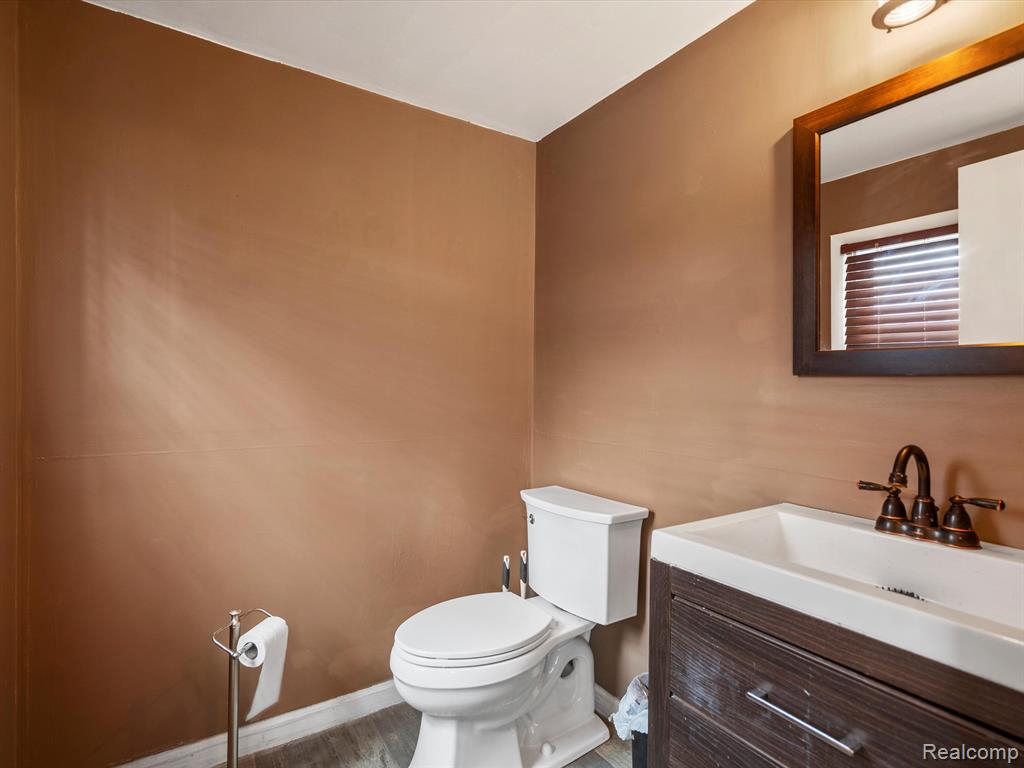 6204 PECK Avenue, Warren, MI 48092 — Photo 14